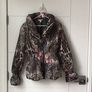 Puffy coat with style. Large. Boston proper. Browns and floral multi color